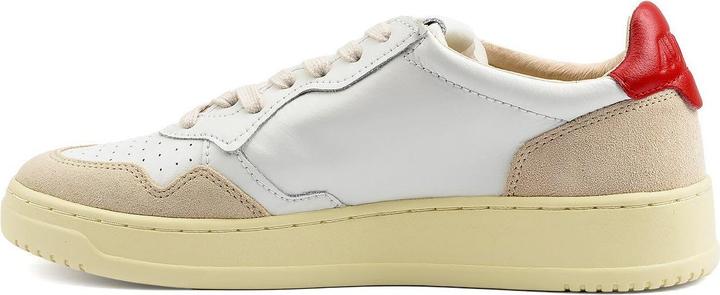 Actual product image Autry Medalist Low Man (41)