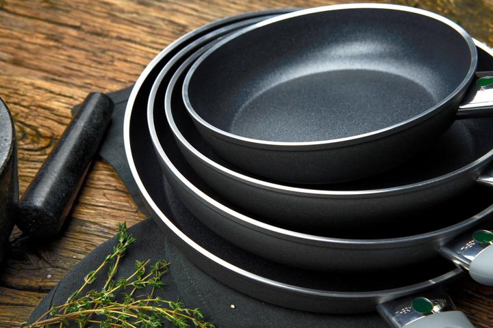 Actual product image Zwilling Lazise frying pan, 28 cm | aluminium | round (28 cm, Casserole + Stewpot, Aluminium)