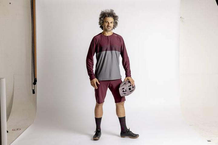 Actual product image iXS Flow XTG long sleeve Henley (M)