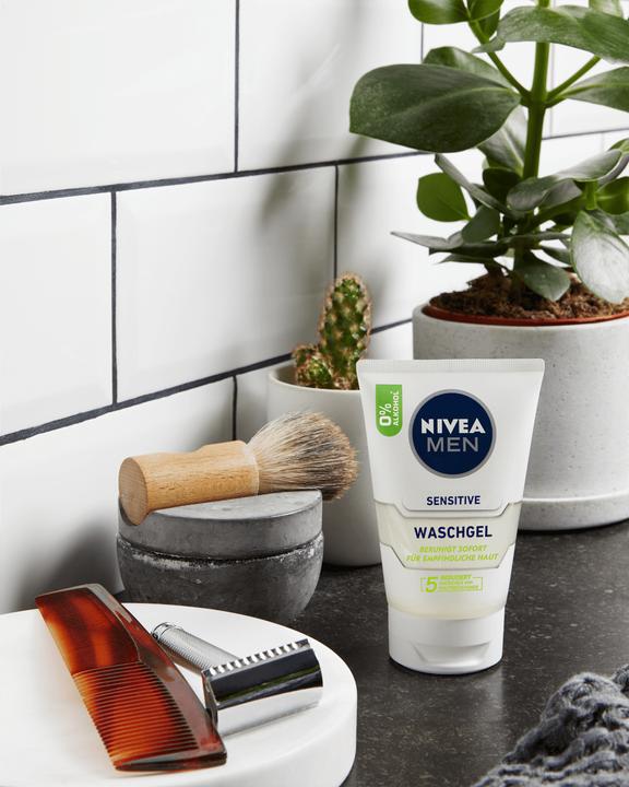 Produktbild Nivea Men Sensitive Gesichtsreinigung (Gel, 100 ml)