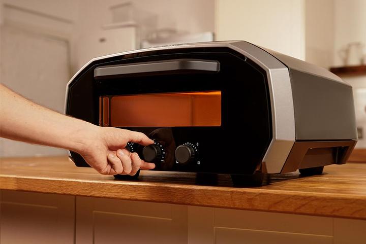 Actual product image Ooni Volt 12 (Electric pizza oven)
