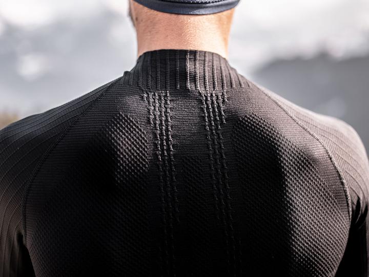 Image du produit Compressport 3D Thermo 110 g longsleeve hommes (XL)