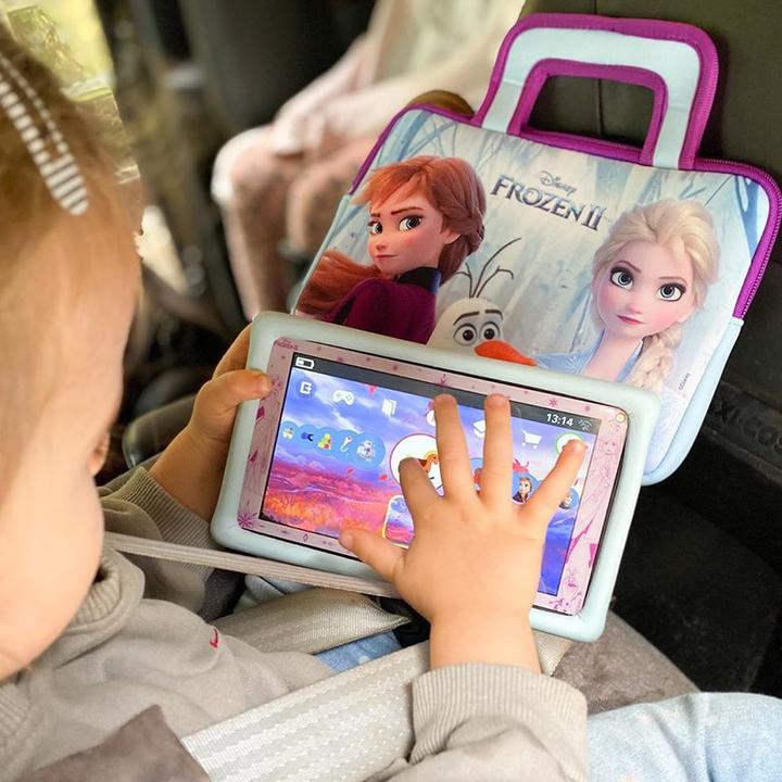 Actual product image Pebble Frozen 2 Carry Bag (Tablet 7")
