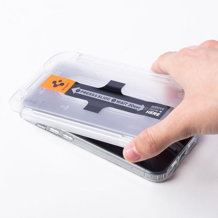 Actual product image Spigen Glass.tR EZ Fit (2 Piece, Apple iPhone 14 Pro Max)