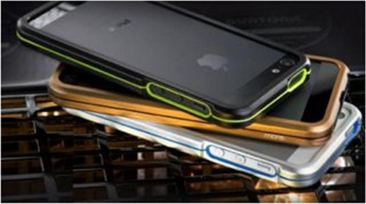 Actual product image more. Armor Metal Bumper for iPhone 5/5S/SE Black/Neon Yellow (Apple iPhone SE, Apple iPhone 5, Apple iPhone 5s)