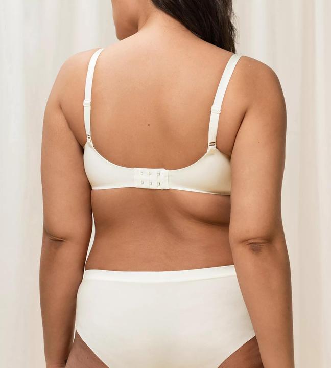 Actual product image Triumph Body Make-up Soft Touch WP EX (Single pack, 70 E)