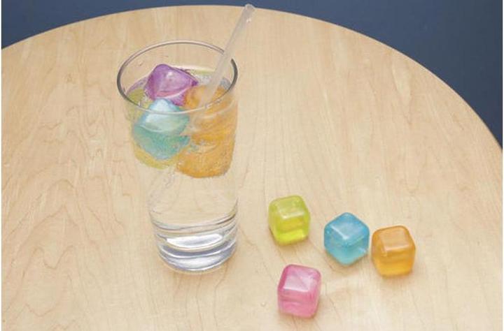 Produktbild Kikkerland Reusable Ice Cube (Wiederverwendbare Eiswürfel)