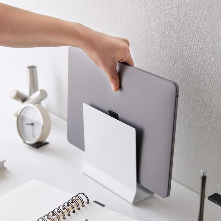 Produktbild Yamazaki Laptop-Ständer TOWER