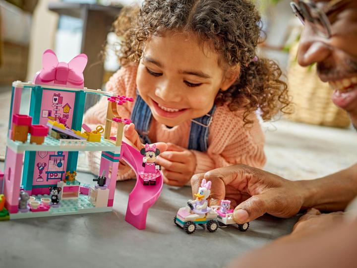 Actual product image LEGO Minnies Tierhotel (43274, LEGO Disney)