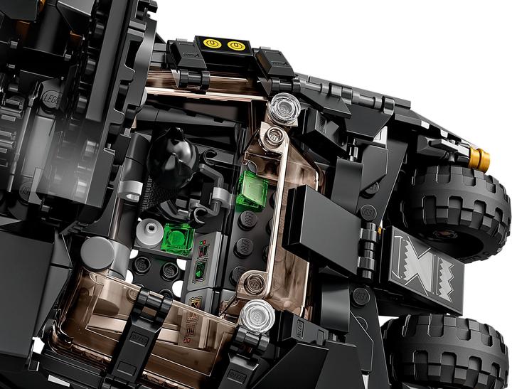 Produktbild LEGO Batmobile Tumbler: Scarecrow Showdown (76239, LEGO DC)
