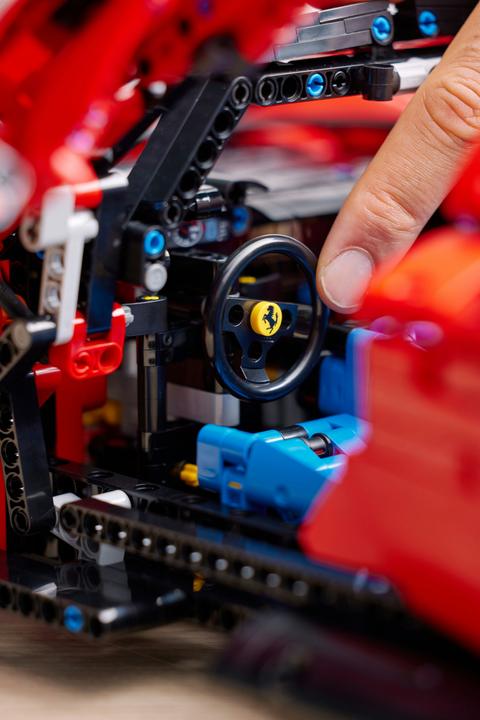 Produktbild LEGO Ferrari Daytona (42143, LEGO Technic)