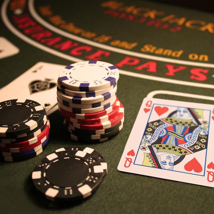Actual product image Relaxdays Poker Playing Cards (German, French, Italian, English)