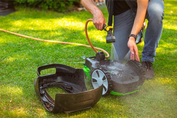 Actual product image Greenworks Robotic lawnmower OptiMow 4 (450 m²)