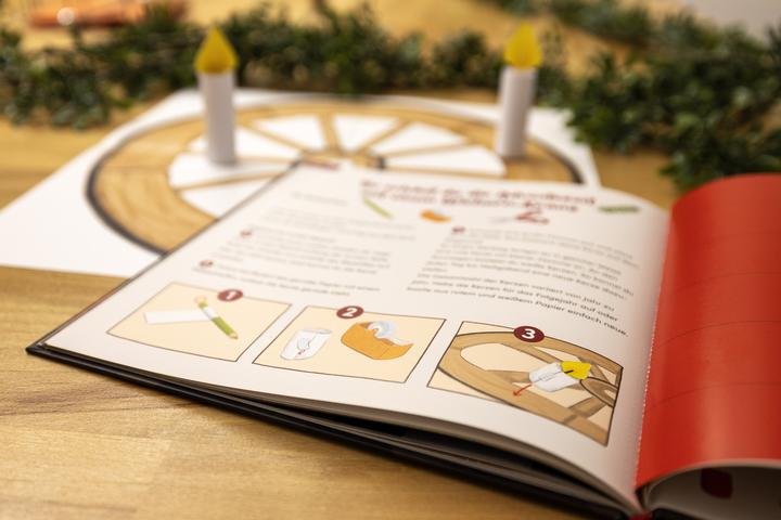 Image du produit Greta wartet auf Weihnachten - Wie der Adventskranz erfunden wurde (Allemand, Nadine Hasselwander Sabine Wiediger, 2024)