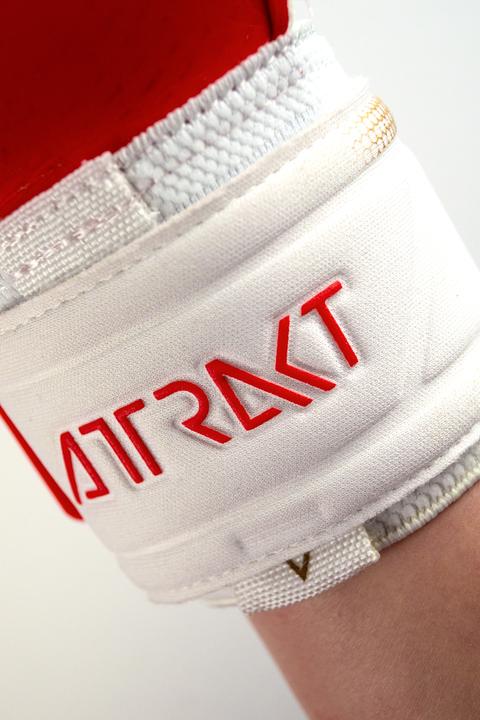 Actual product image Reusch Attrakt GoldX GluePrint (7.5)