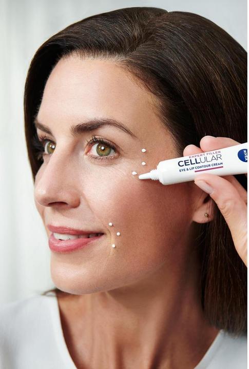 Immagine prodotto NIVEA Filler cellulare esperto (Crema, 15 ml, Giorno + Notte)