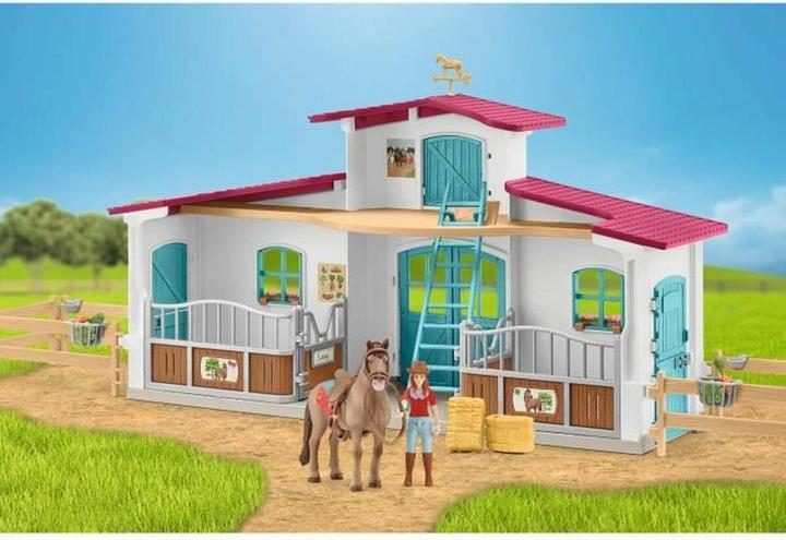 Actual product image Schleich Lakeside Riding Center Starter Set