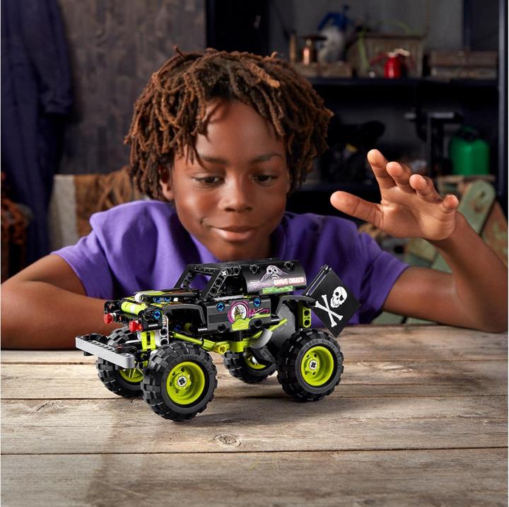 Actual product image LEGO Monster Jam Grave Digger (42118, LEGO Technic)