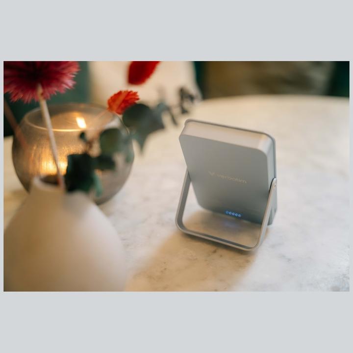 Productafbeelding Verbatim Charge ‘n’ Go Power Bank with Stand Magnetic Wireless 10000mAh - Blue (10000 mAh, 20 W, 37 Wh)