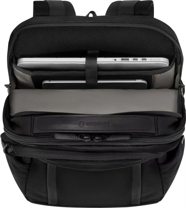 Actual product image Victorinox Altmont Professional Deluxe (25 l)