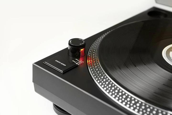 Actual product image TechniSat TechniPlayer LP 300 (Semi-automatic)