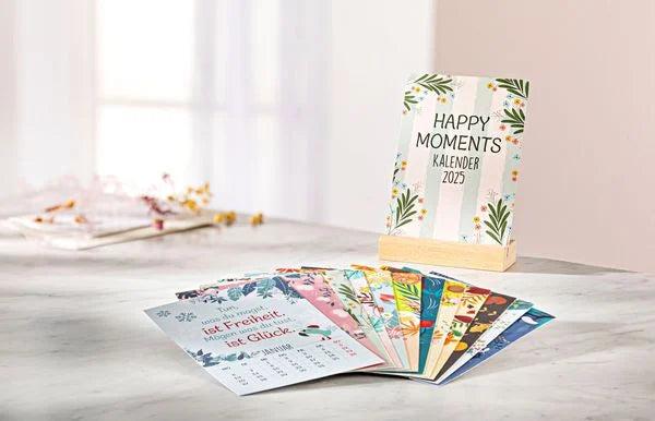 Produktbild Tischkalender "Happy Moments" mit Holzaufsteller 2025 (11 x 15.5 cm, Deutsch)