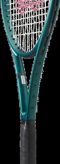 Actual product image Wilson Blade 100 V9.0 tennis racket (3, 350 g)