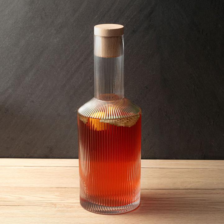 Produktbild Intirilife Glaskaraffe mit goldenen Rand und Korken (1.70 l)