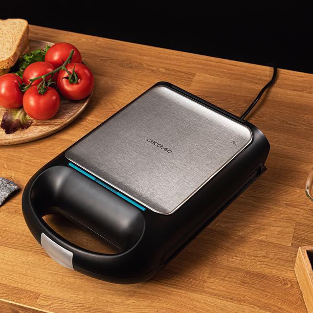 Actual product image Cecotec Sandwich maker RockŽnToast Waflle Family (1500 W)