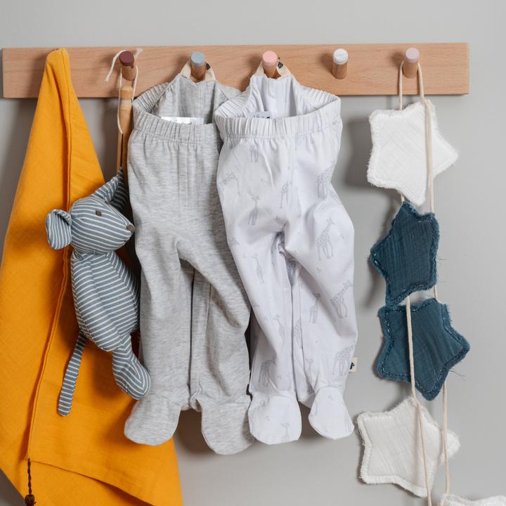 Actual product image TotsTale Premium 10-Piece Organic Cotton Gift Set - Newborn Essentials (50, 56, 62, 68)