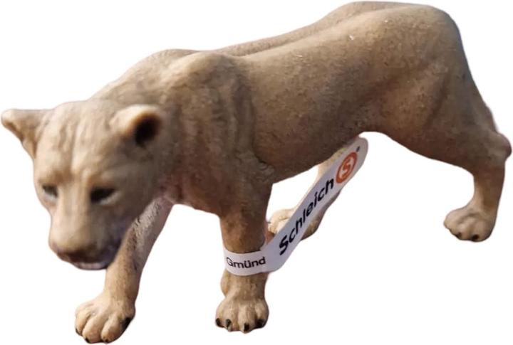Actual product image Schleich Wild Life - Play figure, lioness 17026
