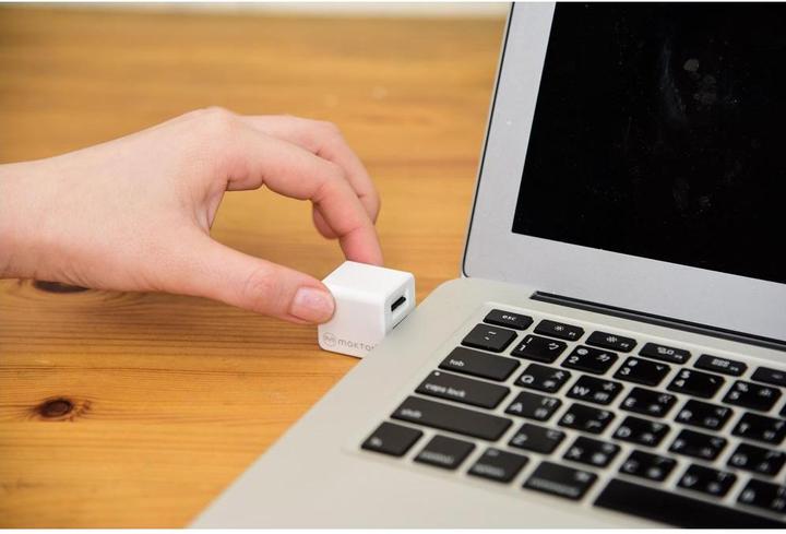 Actual product image Maktar Qubii (USB Type C, SD card)