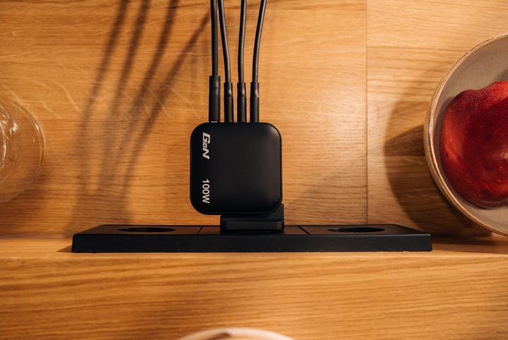 Image du produit Verbatim GaN Charger 100W 4 Devises (100 W)