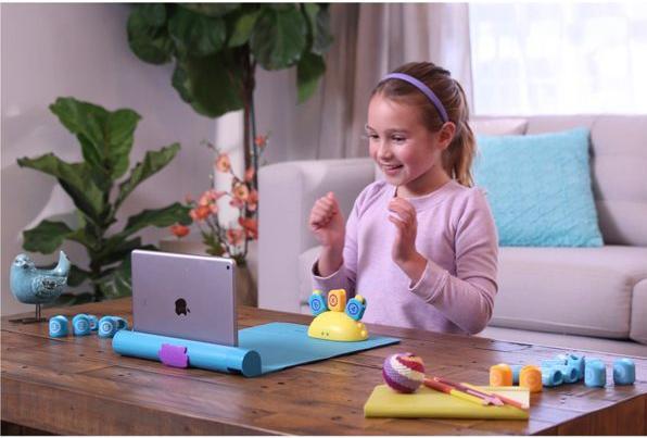 Actual product image PlayShifu Plugo Count Hands-On Math Kit (German, French, English, Spanish, Russian, Portuguese, Japanese)