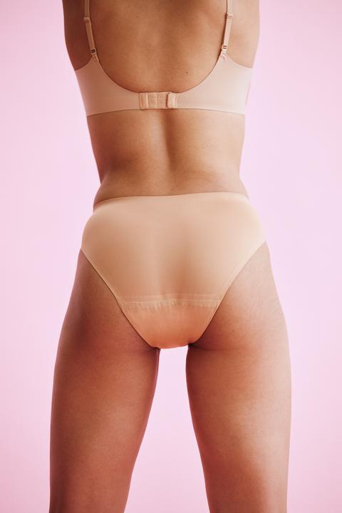 Actual product image The Female Company Slip Seamless Ultra Strong (46)