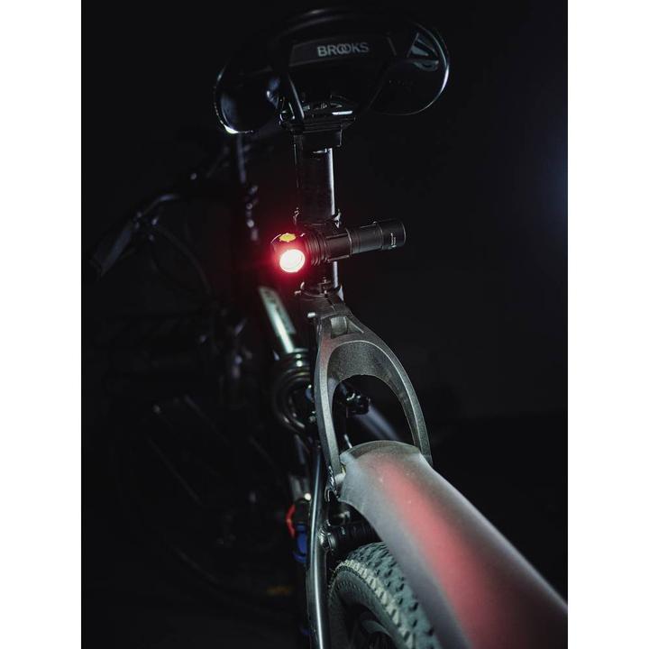 Produktbild ArmyTek Wizard C2 WR Magnet USB Multifunktionslampe warm & red (11.20 cm, 1100 lm)