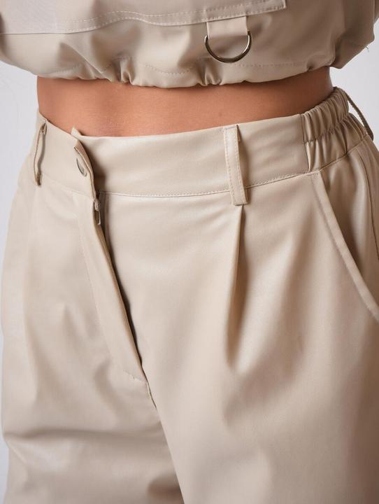 Produktbild Project X Paris Quadratische gesteppte Kunstlederhose für Damen (L)
