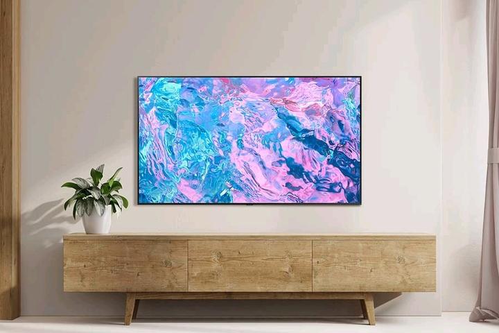 Actual product image Samsung Series 7 UE65CU7170U, 165.1 cm 4K TV 2023 Europees model (65", CU7170, LED, 4K, 2023)