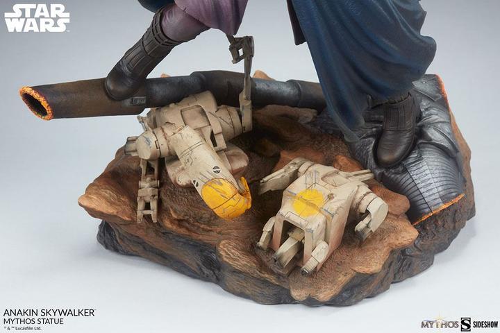 Actual product image Sideshow Star Wars "Anakin Skywalker" 1/5 Mythos Statue