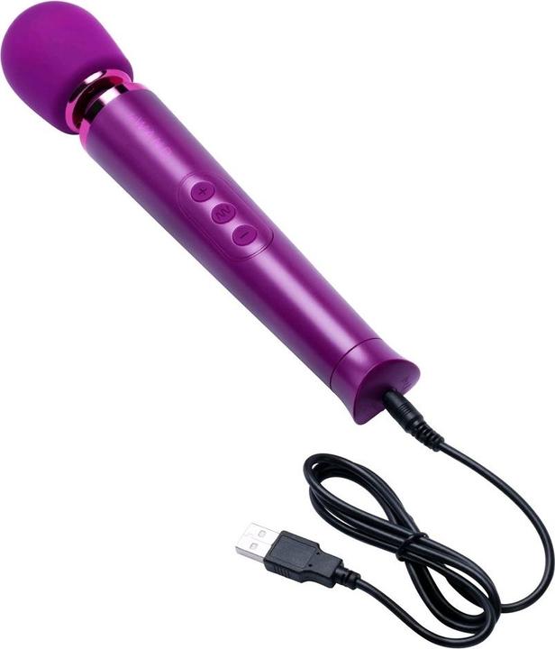 Actual product image Le Wand Petite Cherry Recharge