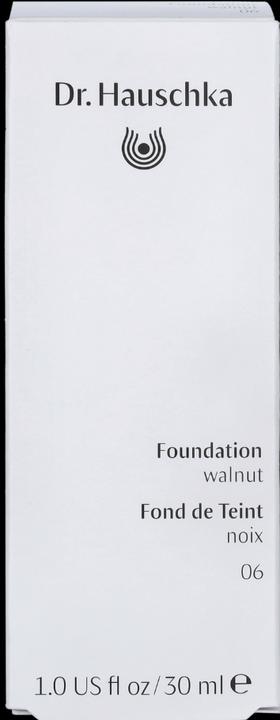 Actual product image Dr. Hauschka Foundation 06 walnut 30 ml (#06 Walnut)
