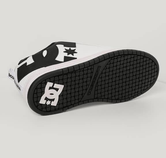 Actual product image DC Shoes Court Graffik Sneaker (41)