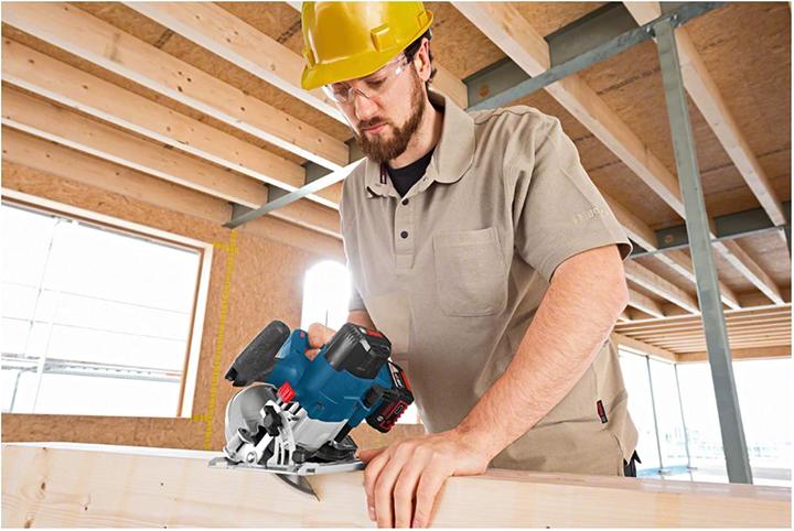 Image du produit Bosch Professional Scie circulaire portative sans fil GKS 18 V-LI, sans batterie ni chargeur