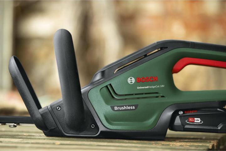 Produktbild Bosch Home & Garden UniversalHedgeCut 18V-50 (Akkuheckenschere)