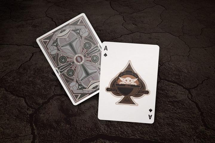 Produktbild Theory11 Mandalorian V2 Playing Cards (Englisch)