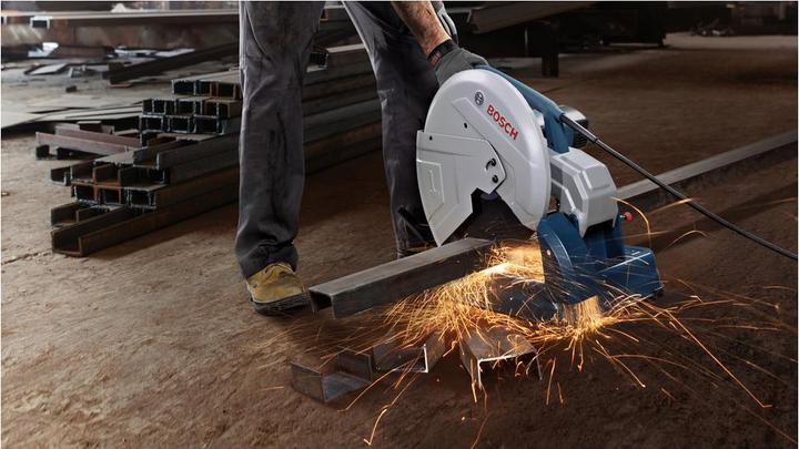 Produktbild Bosch Professional Metalltrennsäge GCO 14-24 J, 2400 W, 3800 U/min