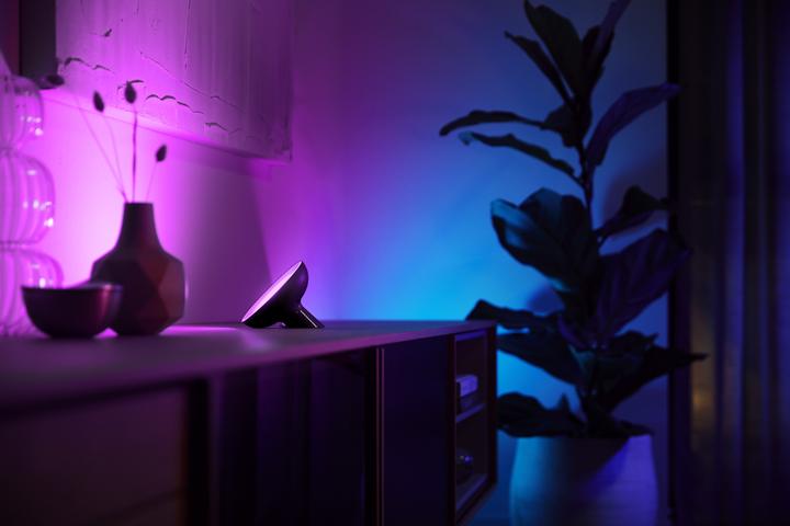 Actual product image Philips Hue Bloom Base BT (500 lm)