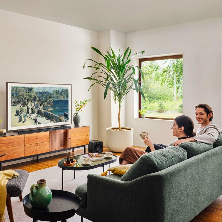 Actual product image Samsung The Frame QE43LS03DAUXZT 43-inch Smart (43", LS03D, QLED, 4K, 2024)