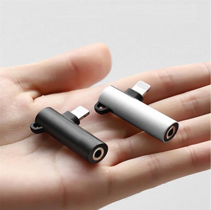 Immagine prodotto PowerGuard Splitter per la ricarica e l'ascolto della musica (Lightning, Jack da 3.5mm)