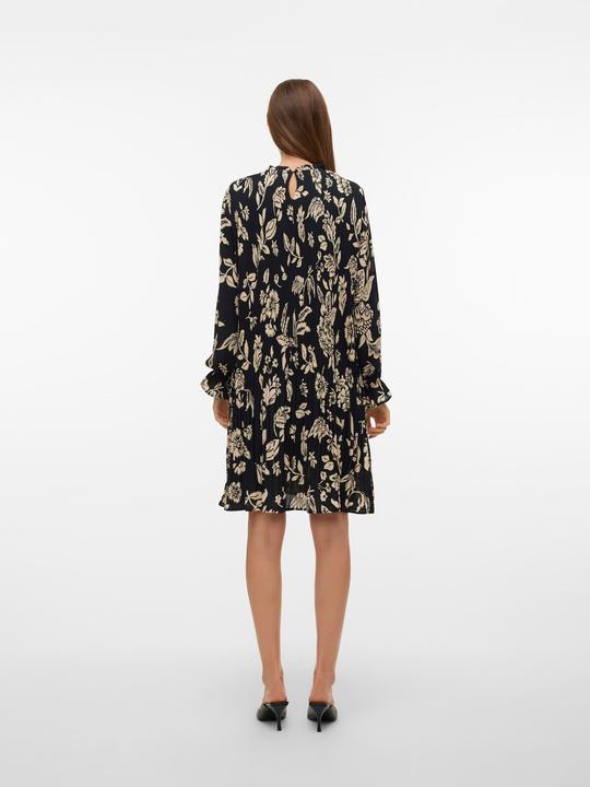 Produktbild Vero Moda Normal geschnitten Rundhals Elastische Bündchen Kurzes Kleid Kleid (XS)